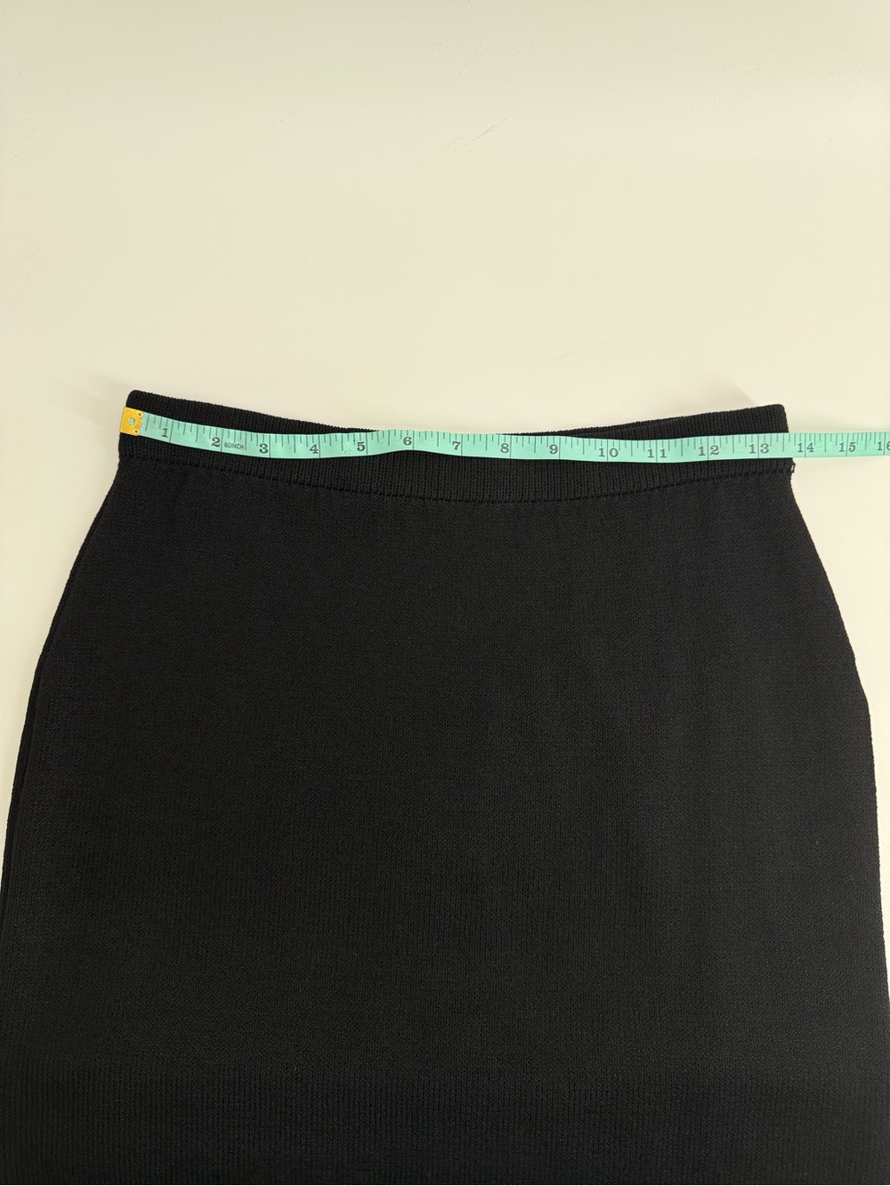 St. John Santana Knit Midi Pencil Skirt, Sz 2 - Picture 8 of 9